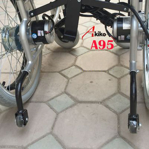 akiko a95 có chỗ để chân tháo rời